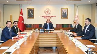 Kültür ve Turizm Bakanı Mehmet Nuri Ersoy ile Tamer Karadağlı bir araya geldi