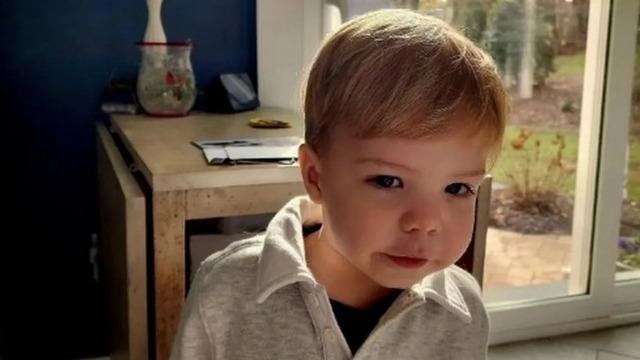 Karda oyun oynayan çocuk buzun içine düşerek hayatını kaybetti! Kahreden görüntü: Geriye sadece oyuncak kızağı kaldı