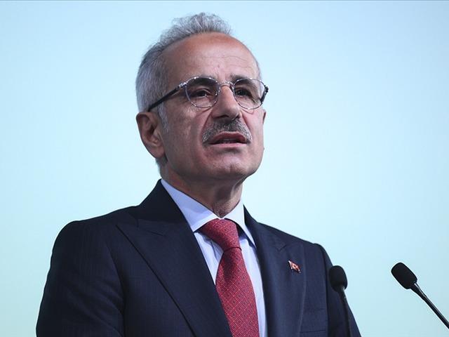 Son dakika | Yurt dışında kalanlar var! T&uuml;rk gemi ve u&ccedil;akları hakkındaki son durum belli oldu: Bakan Uraloğlu 2 &uuml;lkenin adını verdi