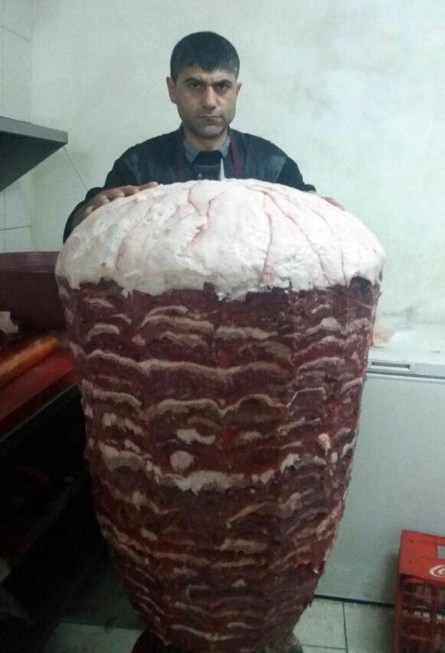 &Uuml;&ccedil; tonluk d&ouml;ner ile Guinness e aday 4