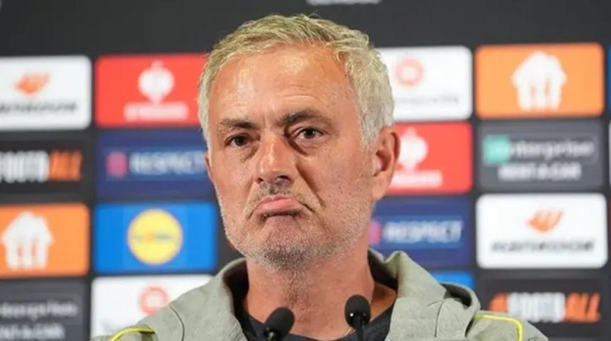 Fenerbahçe'ye olumsuz haberler peş peşe geliyor! Transferde işler yolunda gitmiyor...