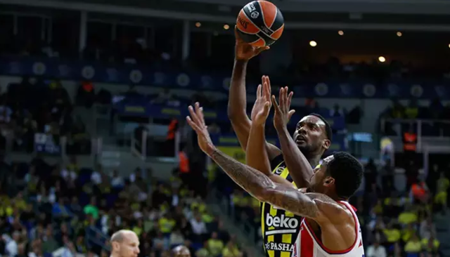 Fenerbahçe Beko EuroLeague'de seriye bağladı! deplasmanda Kızıl Yıldız'ı yıktı! 