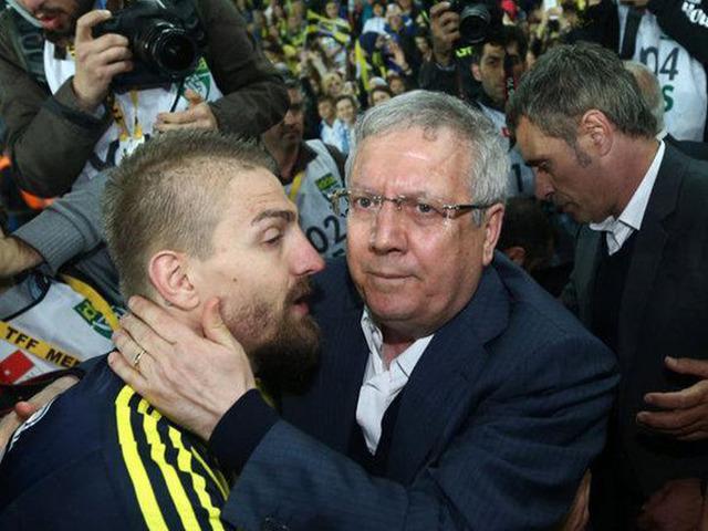 Eyüpspor-Fenerbahçe maçı sonrası ortalık karıştı! Caner Erkin'e büyük şok... Aziz Yıldırım bizzat devreye girdi