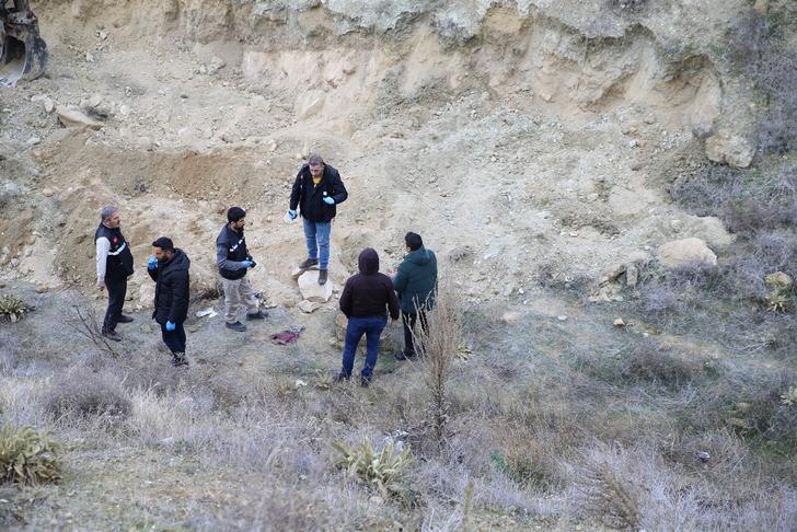 Anne doğurup poşete koymuş baba ise gömmüş... Aile sağlığı merkezinin bir telefonu her şeyi ele verdi! G3