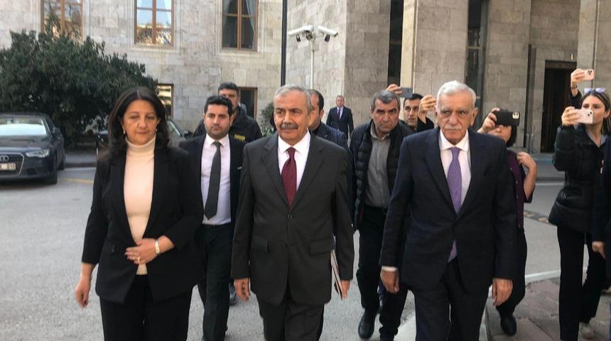 DEM Parti'den İmralı görüşmeleriyle ilgili açıklama: Tüm partilerin ortak bir arzusu var