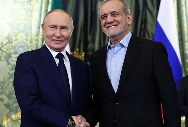 Rusya ve İran'dan stratejik ortaklık! Anlaşmayı imzaladılar