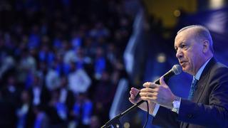 Cumhurbaşkanı Erdoğan noktayı koydu! Öyle ya da böyle bitecek diyerek açıkladı: Yeni bir dönemin kapıları aralanıyor