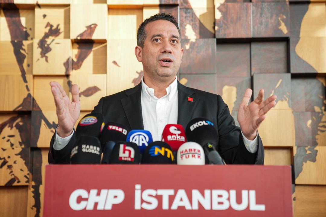 AA-20250118-36786560-36786557-CHP_KAPALI_GRUP_TOPLANTISI_ISTANBULDA_YAPILDI