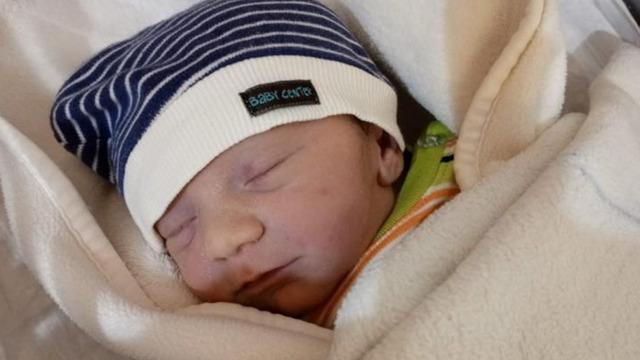 İstanbul'da özel hastanede şüpheli bebek ölümü iddiası: 'Bebeği alıp başka odaya götürdüler'