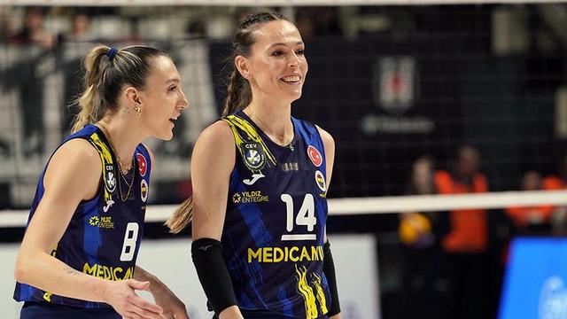 Fenerbahçe, derbide Beşiktaş'a set vermedi