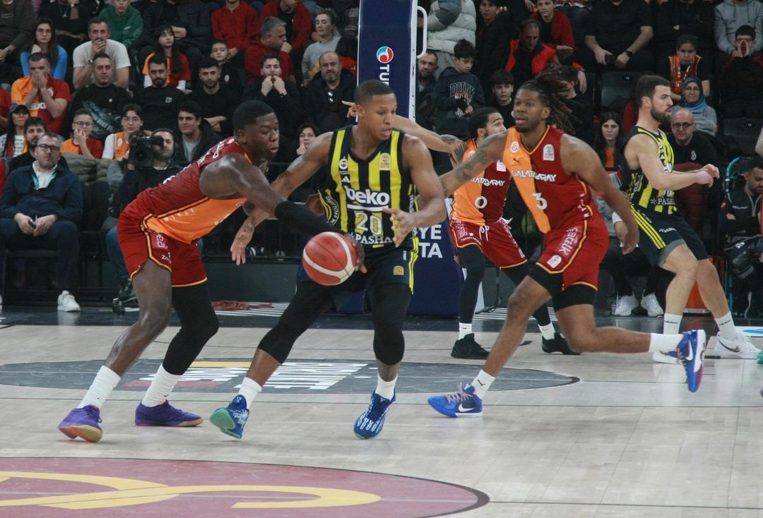 524084_GALATASARAY---FENERBAHCE-BEKO.-FOTOGRAF