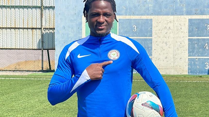 Akintola'dan Osimhen itirafı! Galatasaray ve Fenerbahçe'den teklif aldı mı?