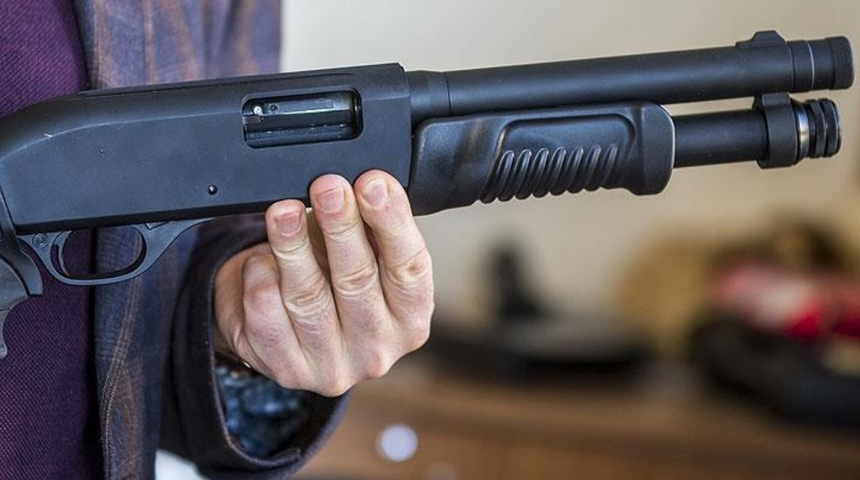 İstanbul'da pompalı tüfekle fotoğraf çektirirken arkadaşını vurdu! 17 yaşındaki çocuk hayatını kaybetti! 