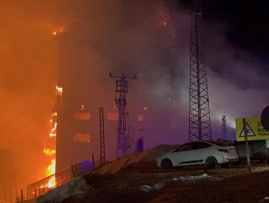 Bolu Kartalkaya'da otel yangını! Fotoğraflar faciayı gözler önüne serdi