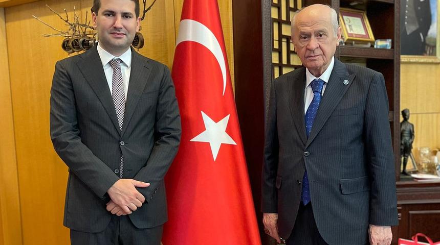 Ülkü Ocakları Başkanı'ndan çok sert Ümit Özdağ açıklaması: 'Çakalın akıbeti parçalanmaktır’