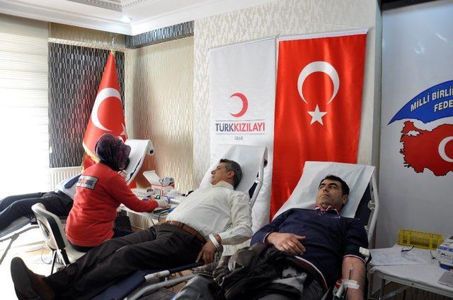Diyarbakırlılardan Mehmetçik için kan bağışı