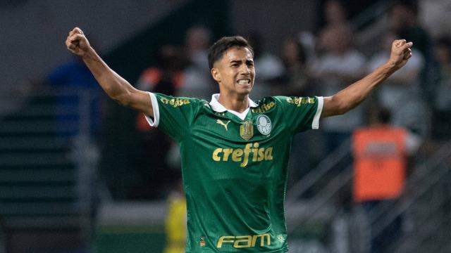 Manchester City, Palmeiras'tan 19 yaşındaki Vitor Reis'i transfer etti