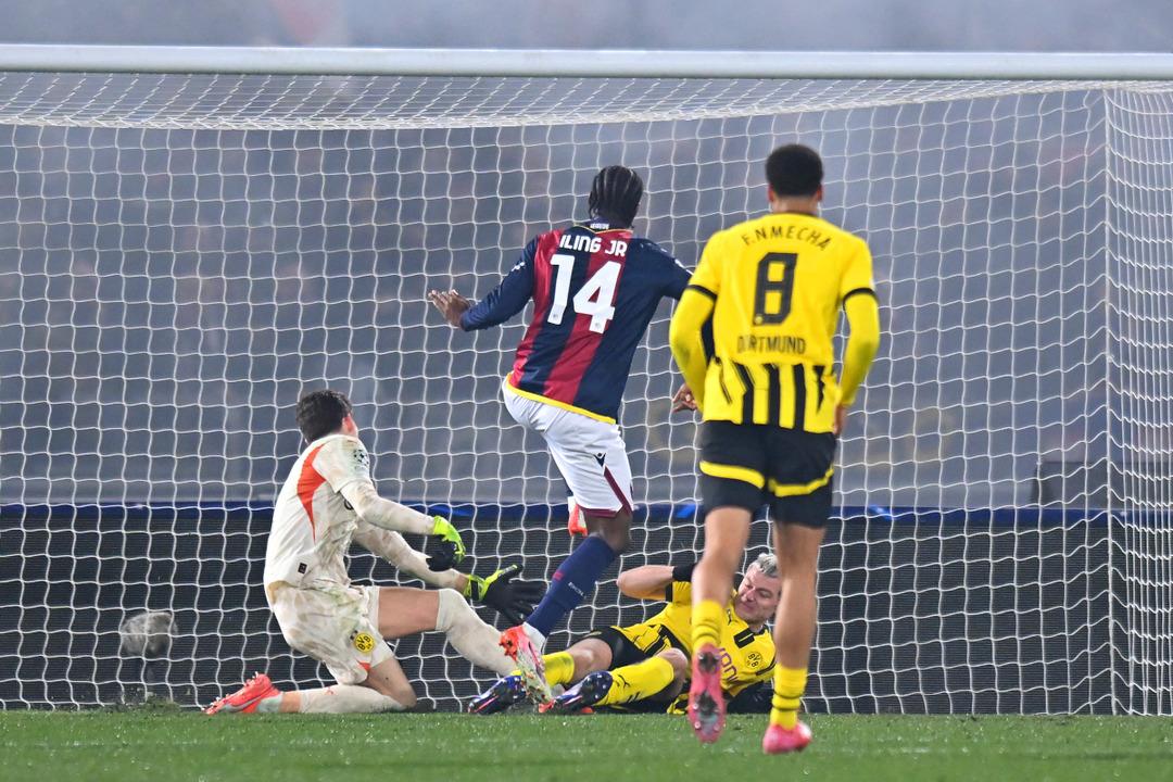 Samuel-Iling-Junior-Bologna-Borussia-Dortmund-goal