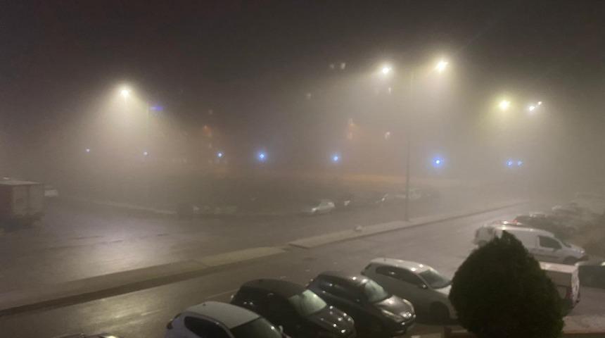 Çanakkale Boğazı'nda göz gözü görmüyor! Gemi trafiği çift yönlü durduruldu