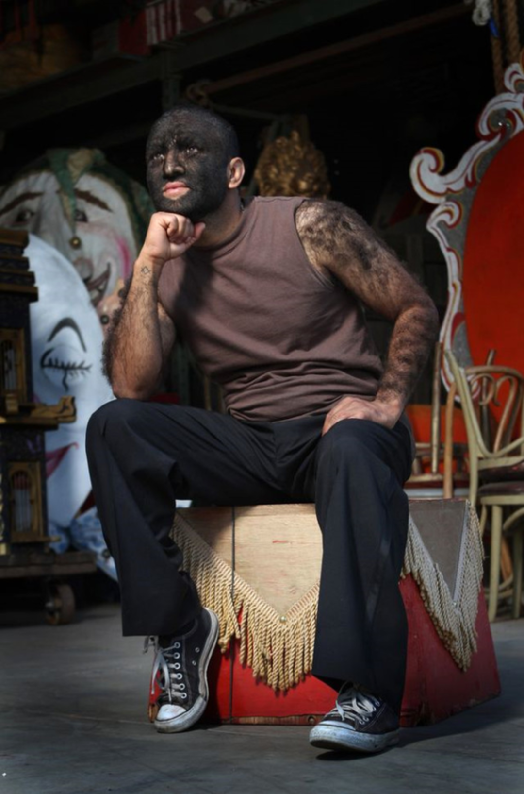 D&uuml;nyanın en kıllı adamı artık &ccedil;ok mutlu