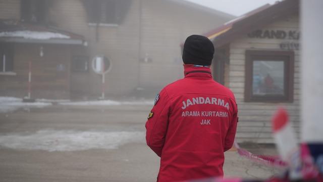 Yangın faciasının yaşandığı Grand Kartal Otel yıkılacak mı? Ön rapor tamamlandı