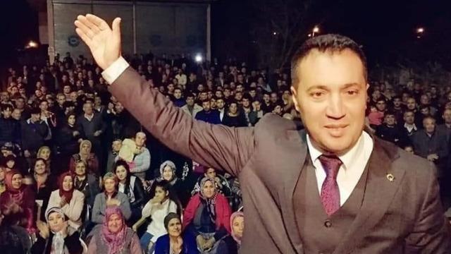 CHP'li Belediye Başkanı'nın bulunduğu araca silahlı saldırı!