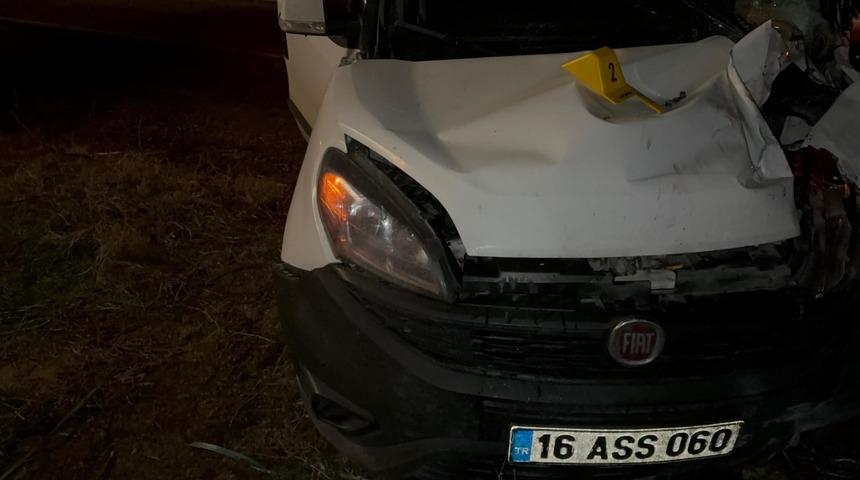 Arıza yapan aracının başında bekleyen kişi çekicinin çarpması sonucu öldü