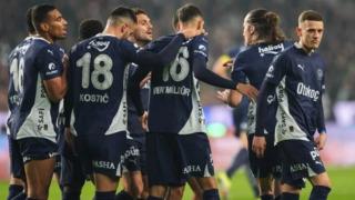 Sakatlığı Fenerbahçe duyurdu! Yıldız futbolcunun omzu çıktı!