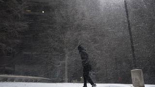 Nesillerdir böylesi görülmedi! ABD'nin bir tarafı yanarken bir tarafı dondu... Kar fırtınasında ölenlerin sayısı 11'e çıktı