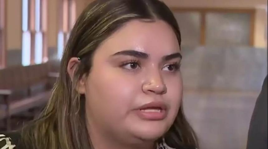 Bacağına yanlışlıkla acı sos döken restorana dava açtı! 'Tehlikeli derecede acı' denildi: 99 milyon TL'lik tazminat...