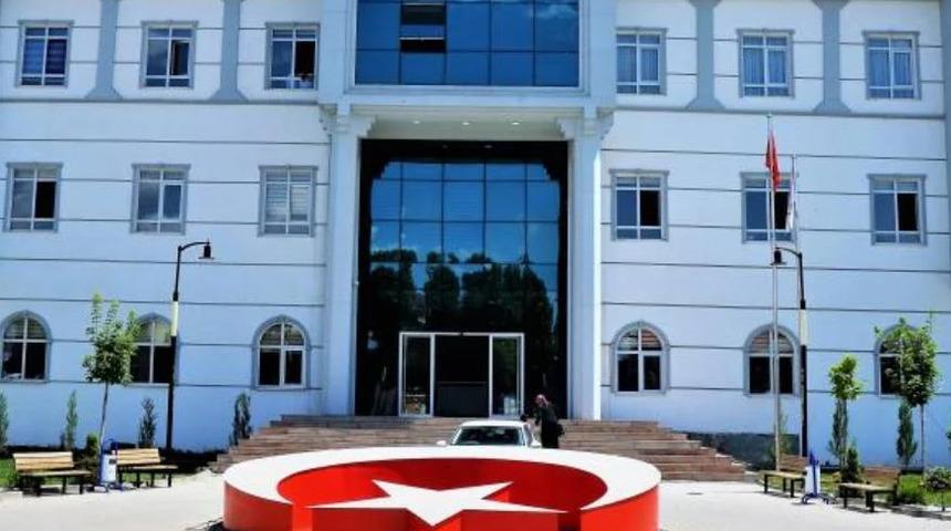 Çat Belediyesi'nin hesaplarına bloke konulduğu iddiası!