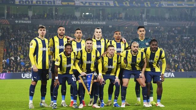Fenerbahçeli yıldızlar Lyon beraberliğinin ardından itiraf etti: Oyunu domine ettik! Fred, Yusuf Akçiçek...