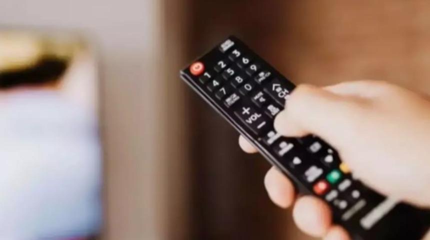 Arka Sokaklar bu akşam var mı, yok mu? Arka Sokaklar'ın Rıza Baba'sı Zafer Ergin projeye veda mı ediyor? Bomba fragman... 