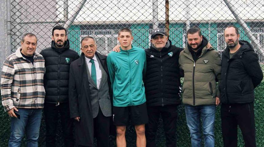 Kocaelispor, Demetre Gabisonia’yı kadrosuna kattı