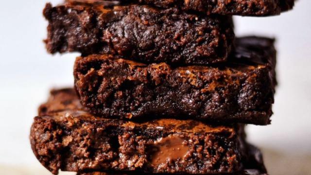 4 malzemeli brownie tarifi! Sağlıklı ve leziz brownie nasıl yapılır, malzemeleri neler?