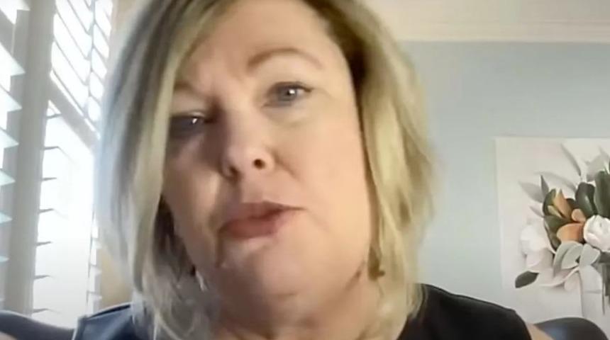 '2025 felaket yılı' demişti! Kehanetleri sosyal medyanın gündemine yerleşti: "Bazı liderlik değişimleri olabilir"