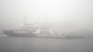 Çanakkale Boğazı'nda gemi trafiği çift yönde durduruldu