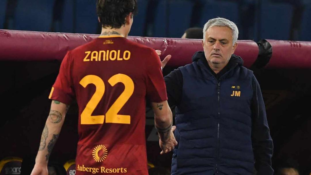 jose-mourinho-head-coach-roma-788098421