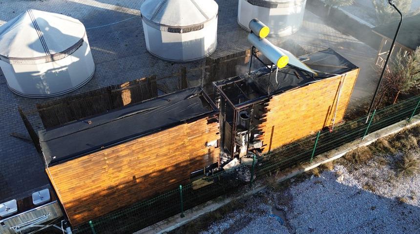 Yabancı turistlerin konakladığı Tuz Gölü'ndeki butik otelde yangın paniği!