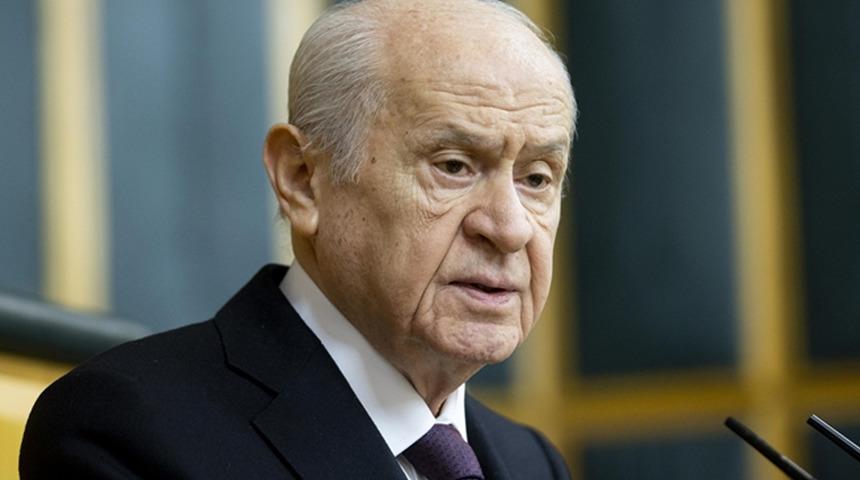 Devlet Bahçeli'den Ekrem İmamoğlu açıklaması: 'Kendine güveniyorsa 100 bin kişinin imzasıyla Cumhurbaşkanı adayı olabilir'