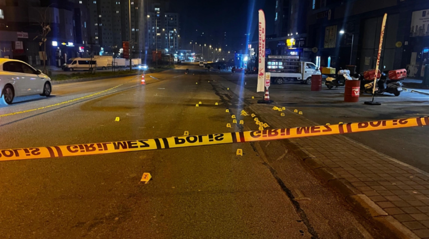 Avcılar'da iş yerine silahlı saldırı! 3 yaralı