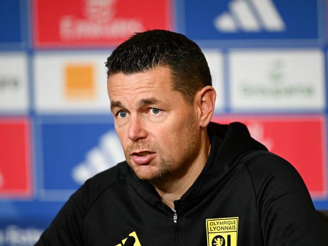 Olimpik Lyon'da Pierre Sage dönemi sona erdi