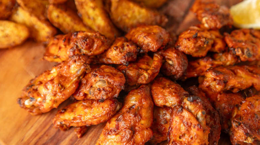 Kanatçıların özel tarifi: Mangal tadında tavuk kanat nasıl yapılır? Sırrı çok basitmiş!