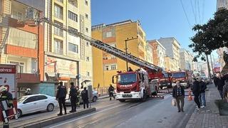 Kocaeli'de apartman dairesinde çıkan yangın söndürüldü