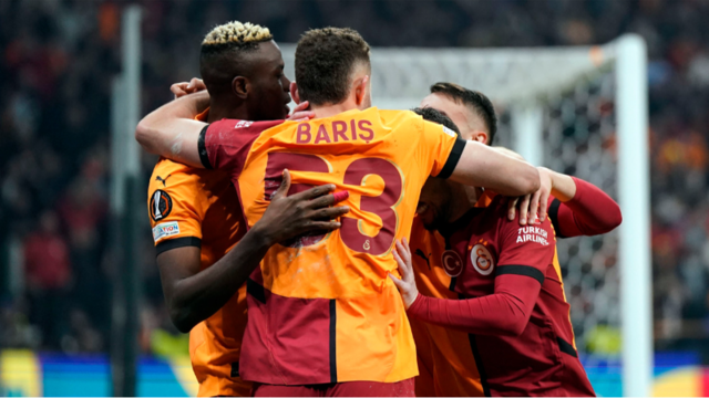 Galatasaray, Avrupa'da tur için Amsterdam'da! 