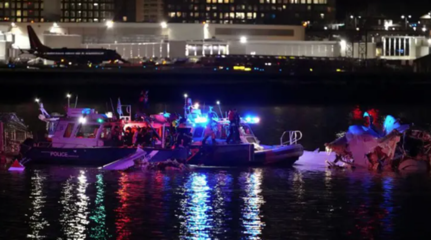 ABD'de nehre düşen uçaktaki yolcuların kimlikleri belli oluyor! Uçakta 2 dünya şampiyonu sporcu da varmış...