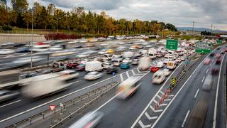Araç sahipleri için süre doluyor! Zamlı ödemek istemeyenler için son tarih