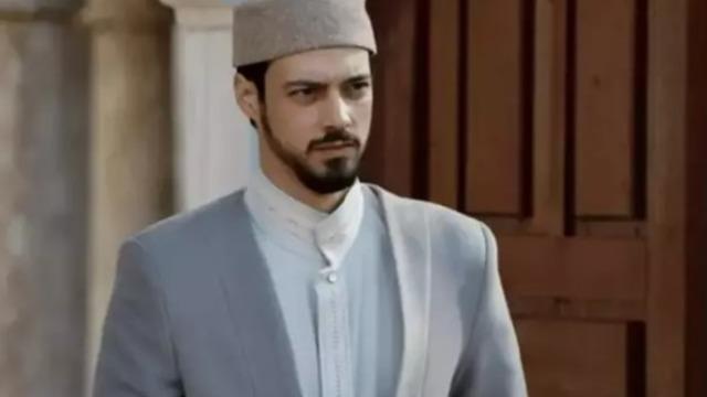 Kızıl Goncalar'ın Cüneyd'i Mert Yazıcıoğlu'na bir ödül daha! Sosyal medya onu konuştu