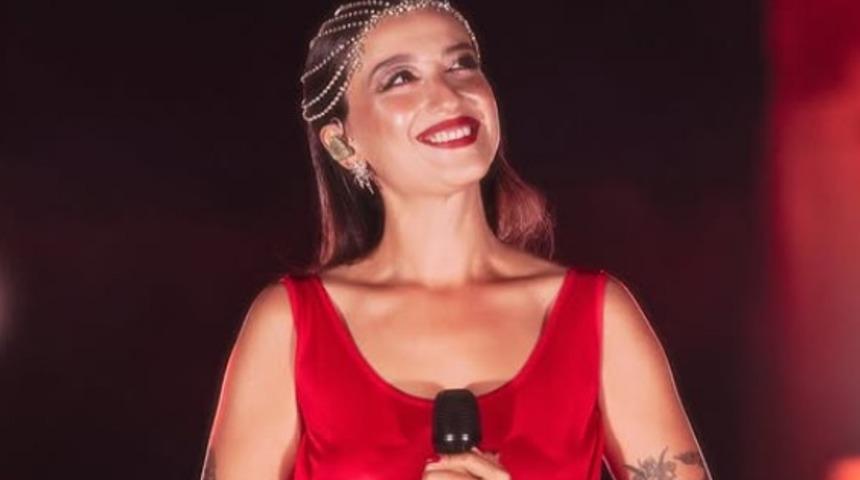 Melike Şahin'in O Ses Türkiye yorumu şaşırttı! Acun Ilıcalı ilk aradığında... 