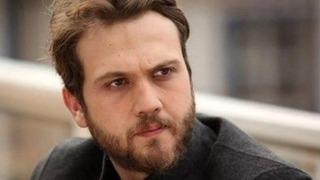 Aras Bulut İynemli'nin acı günü! Babasını kaybetti